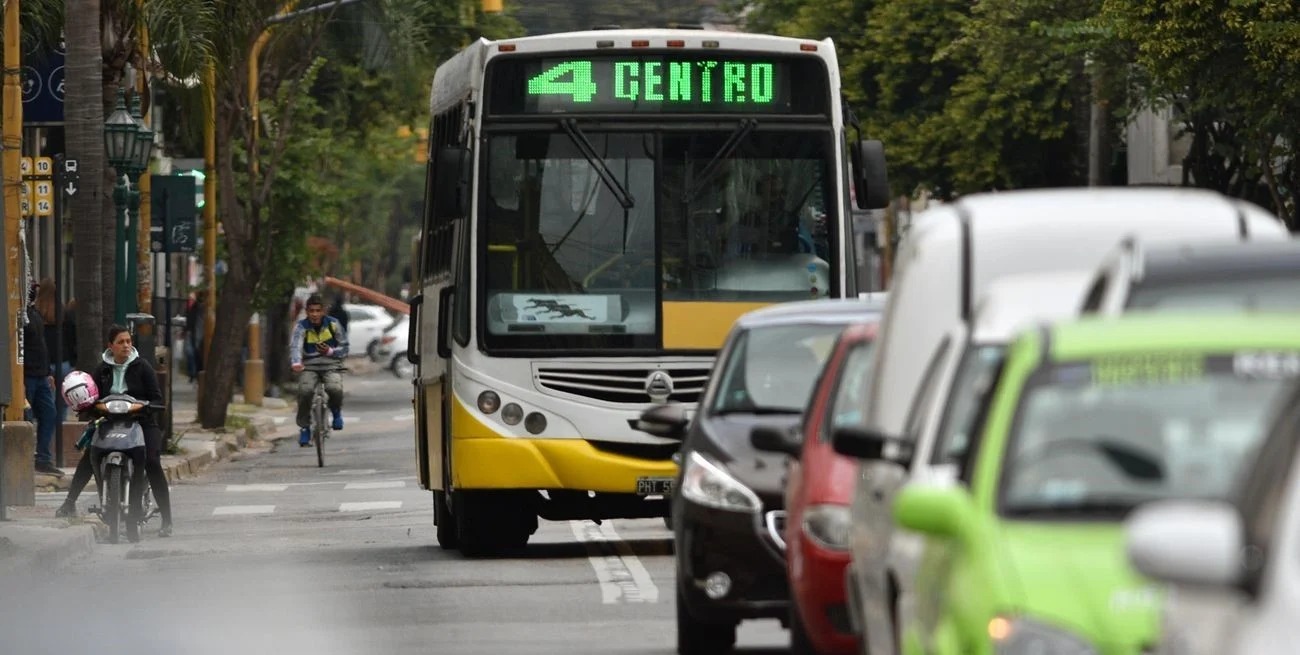 EMPRESARIOS DE TRANSPORTE PIDEN UN BOLETO A 1500 PESOS