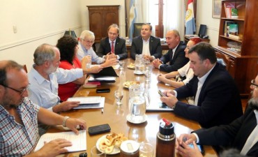 La paritaria con gremios estatales continúa el martes