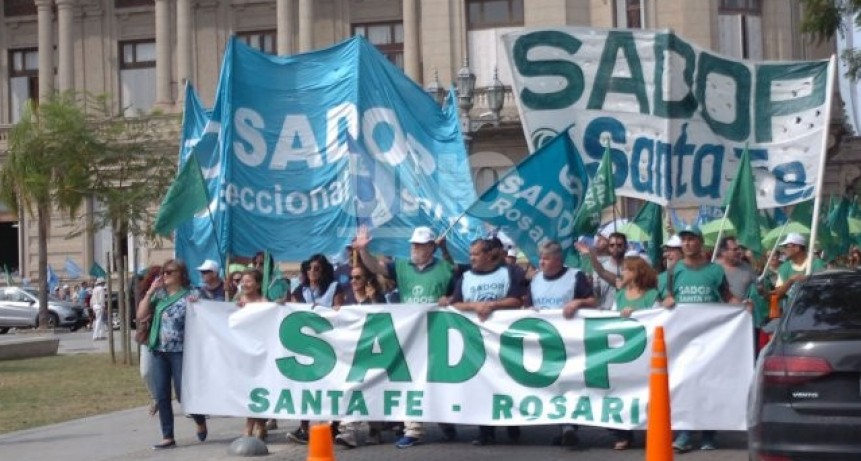 Los docentes privados esperan una revisión periódica de los salarios