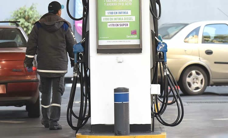 Marzo tendrá aumentos en combustibles, prepagas y transporte