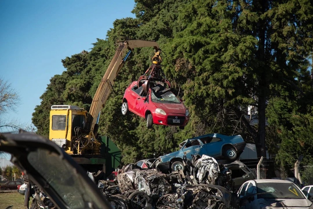 Mas de 13 mil vehículos compactados en Santa Fe