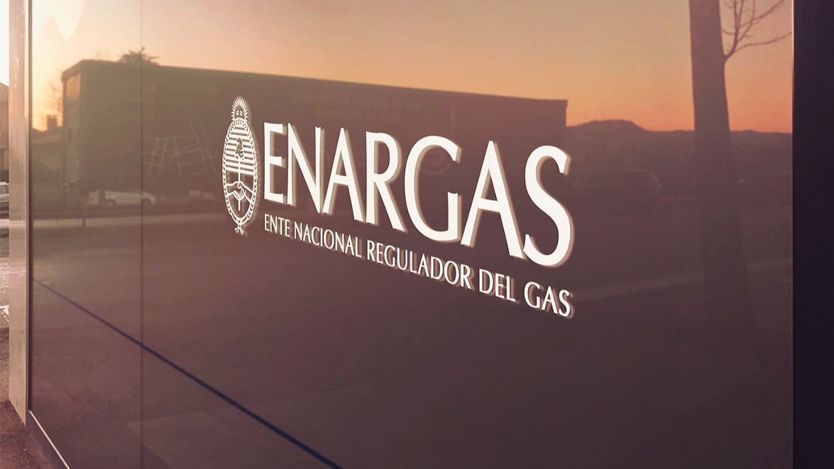 Enargas rechazó el reclamo de Santa Fe por sobrecostos del gas para industrias