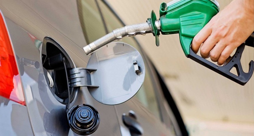 Los combustibles subirán de precio desde el lunes