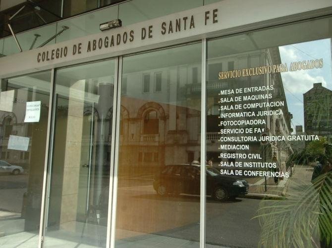 M&aacute;s de 20 Colegios de Abogados van a la Justicia para frenar dos art&iacute;culos de la reforma laboral