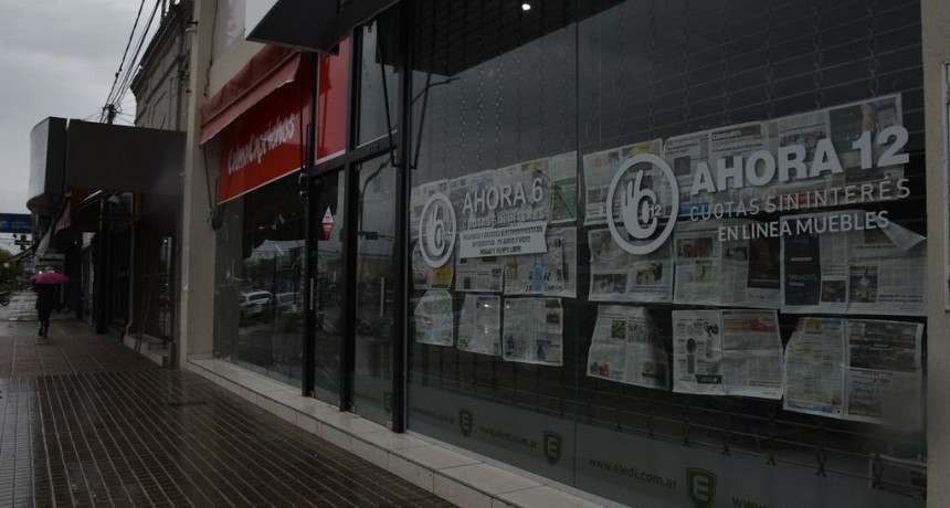  Un grupo de comerciantes de Aristóbulo no esta de acuerdo con el horario corrido