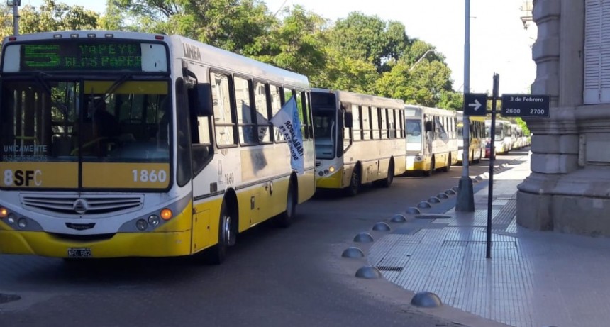 Se levantó el paro de colectivos previsto para el lunes tras dictarse la conciliación obligatoria