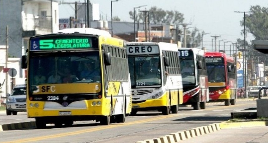 Los choferes de Santa Fe se suman al paro nacional