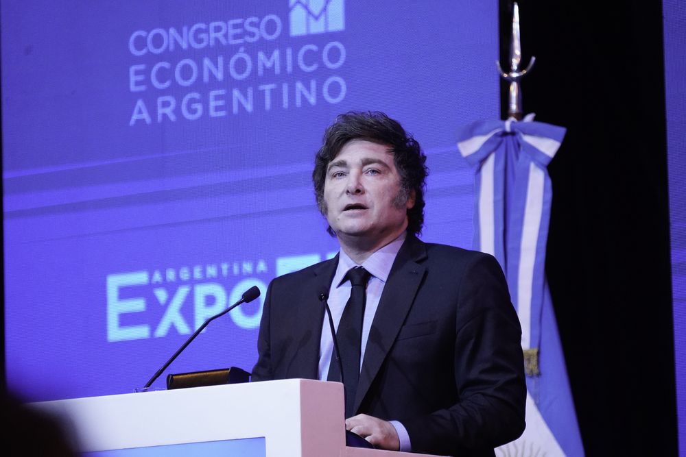Milei aseguró que la inflación se terminará a mitad del año próximo