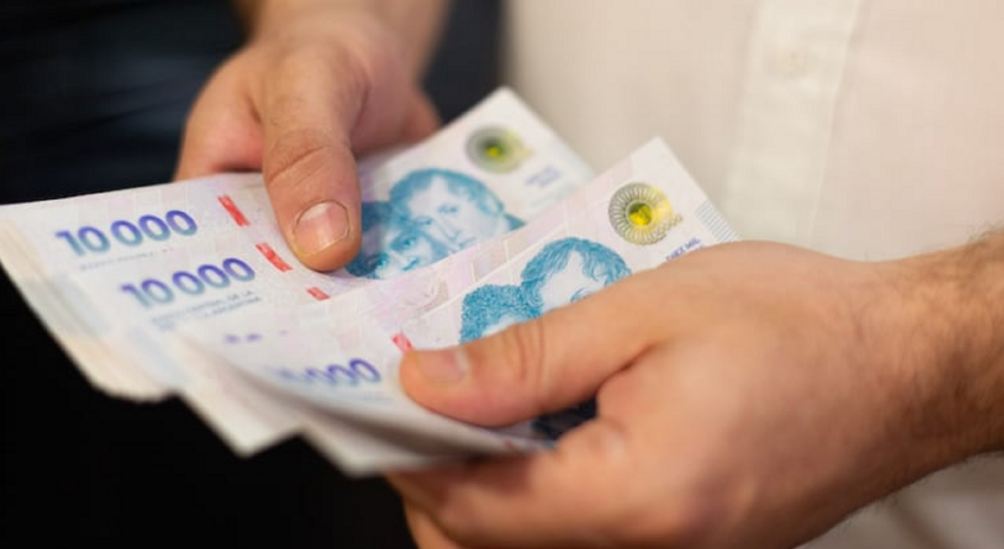 Los salarios registrados perdieron contra la inflación 