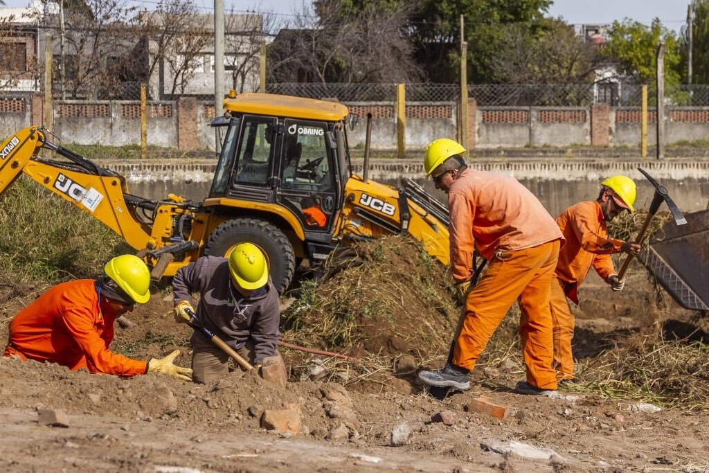 Preocupación por el nuevo régimen de contrataciones para obras publicas