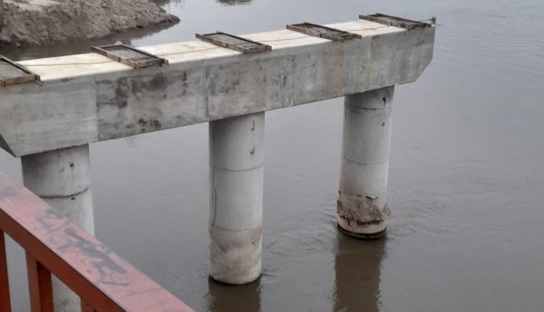 Ralizar&aacute;n trabajos para reparar una columna en el Nuevo Puente Carretero