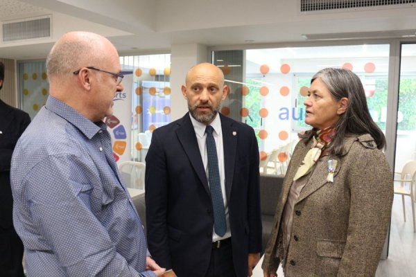 Provincia gestiona la regularizaci&oacute;n de transferencias de recursos nacionales al transporte interurbano