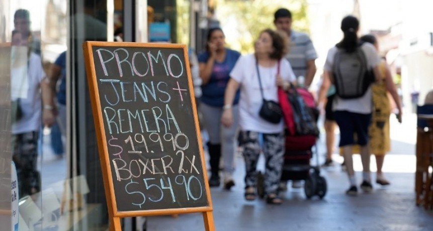 El consumo cayó un 7,7% en mayo