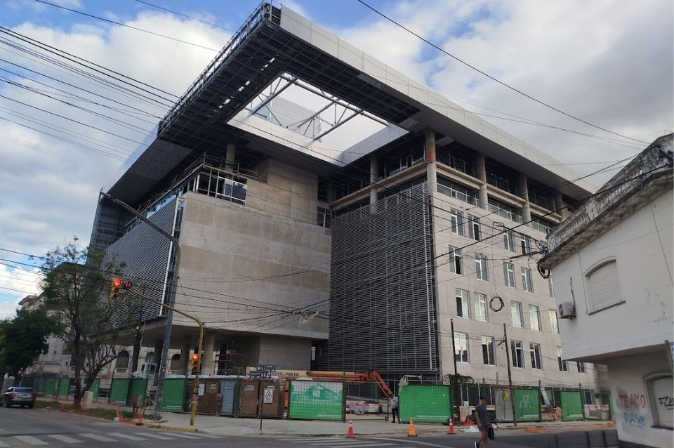 Cruces entre la Corte y el MPA por el nuevo edificio anexo a Tribunales