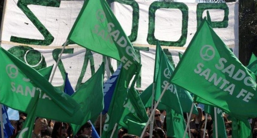 Los docentes privados piden adelantar el último tramo de incremento salarial
