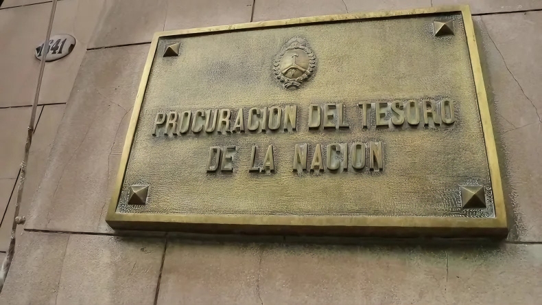 NACIÓN SOSPECHA FILTRACIÓN DE INFORMACIÓN DEL CASO YPF