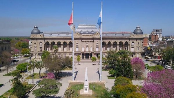 Santa Fe oficializ&oacute; la toma de $400.000 millones de anticipos de coparticipaci&oacute;n ofrecidos por Naci&oacute;n 