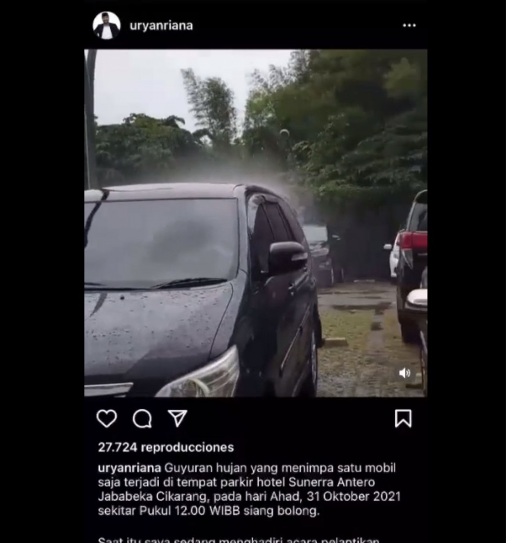 Un video muestra que en un estacionamiento solo llueve sobre un auto