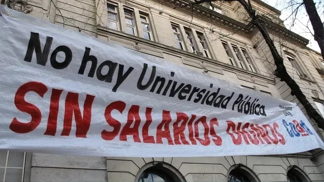 El Consejo Interuniversitario emitió un comunicado en el que niega el ofrecimiento salarial