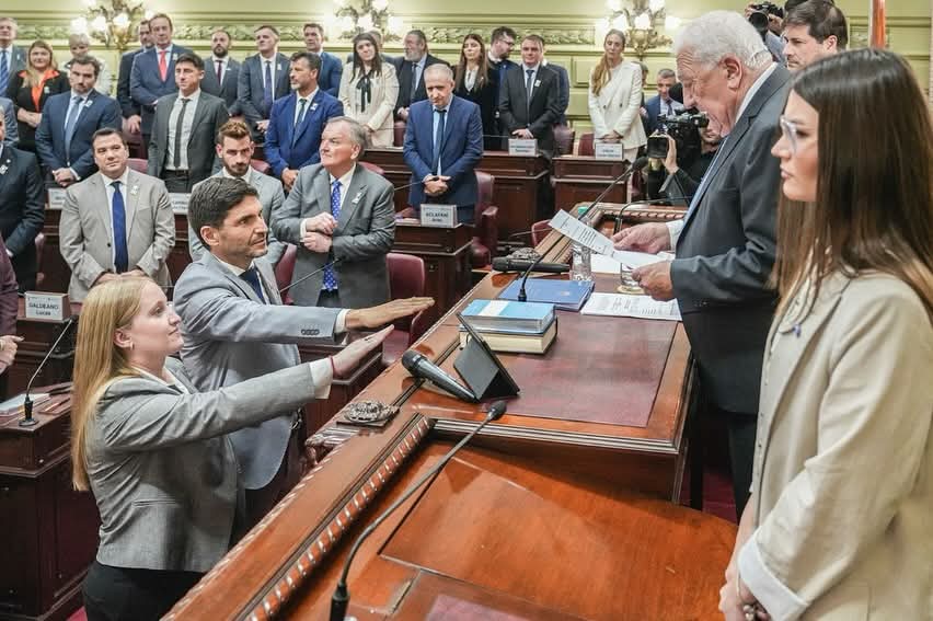 Cinco plenarios para votar la reforma de la Constitución