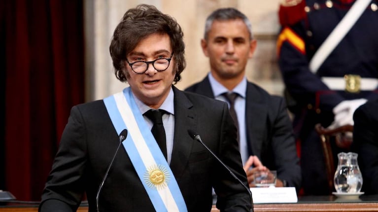 Buscan poner límites al uso de DNU