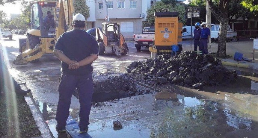ASSA trabaja para mejorar la situación del agua en barrio Candioti
