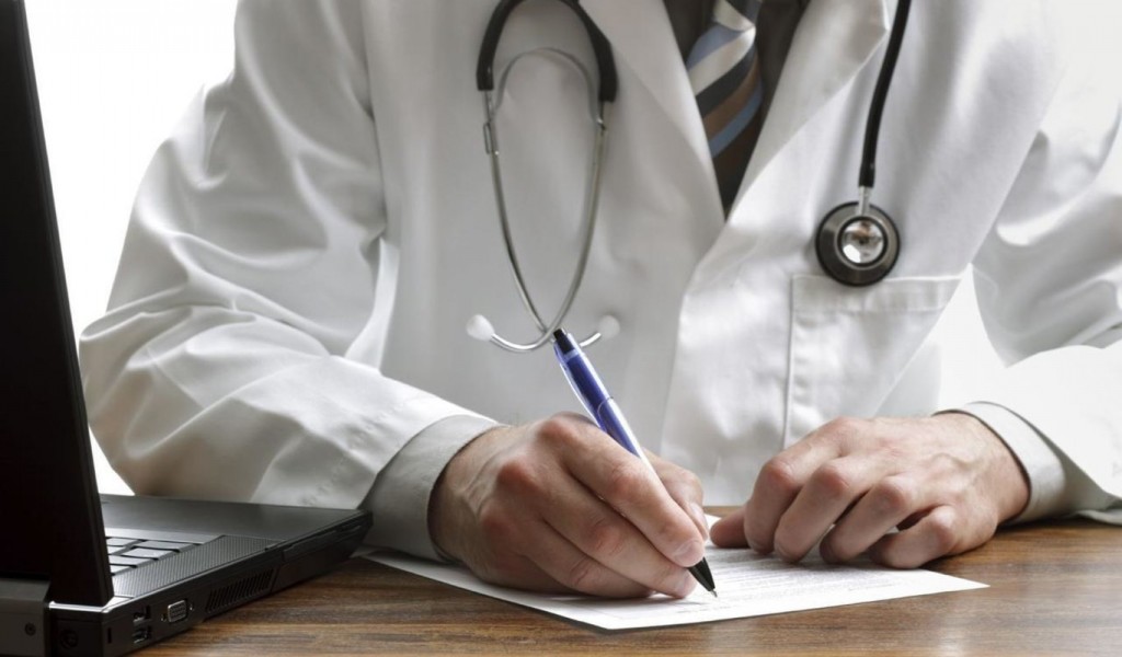 Médicos fijan un “bono adicional” de consulta de $6000 para afiliados de obras sociales y prepagas