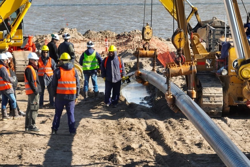 Planifican las conexiones domiciliarias del gasoducto metropolitano