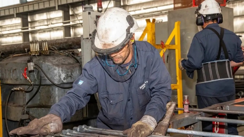 El empleo privado se redujo en julio