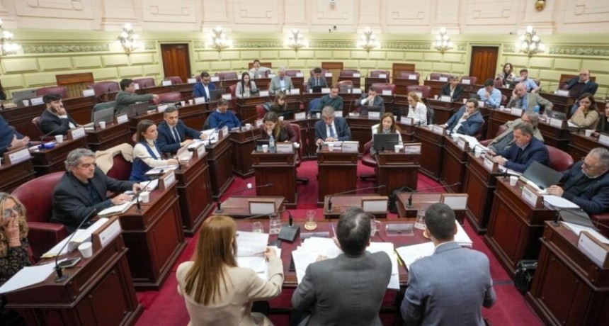 Definen el texto final de la nueva Constitución de Santa Fe 