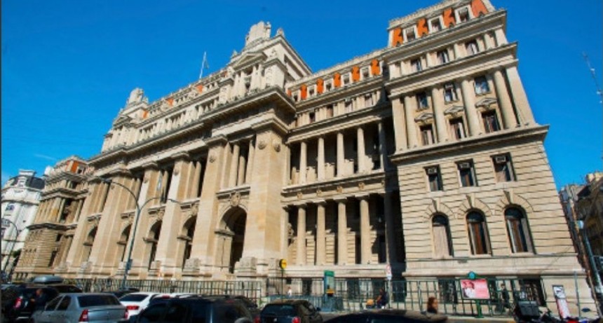 La Corte falló contra el plus indemnizatorio por accidentes en viaje al trabajo 