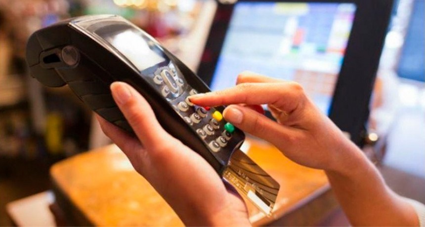 Ventas minoristas acumulan diez meses de retracción 