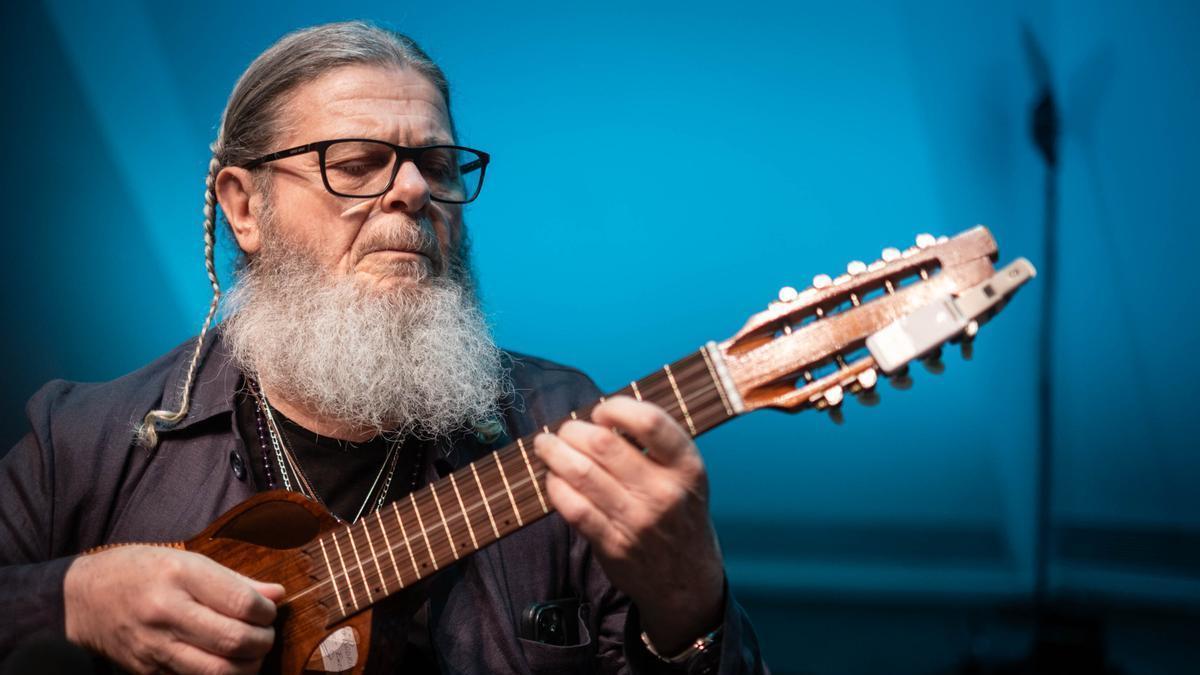 Mili López: Gustavo Santaolalla