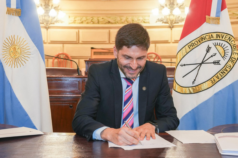 Santa Fe colocó deuda por u$s800 millones en Nueva York