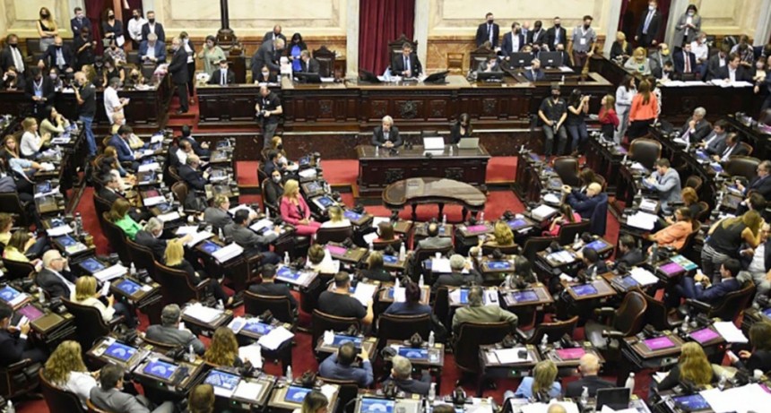 El Gobierno evalúa convocar a sesiones extraordinarias para el 2 de febrero 